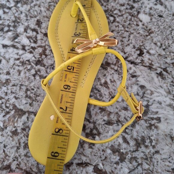 Kate Spade yellow patent leather sandals size 7M - Picture 8 of 8